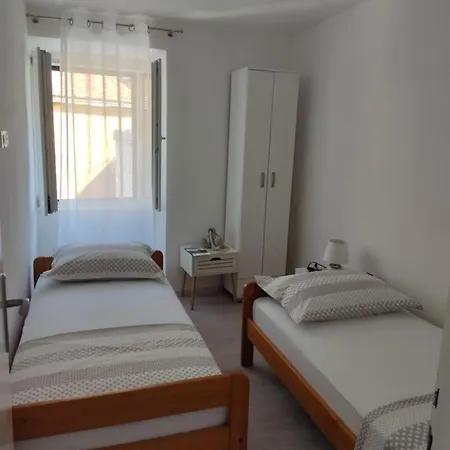 Apartment Zagalo *