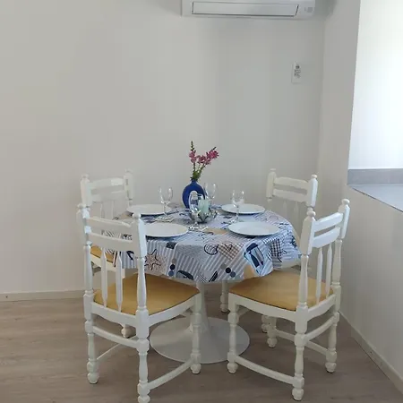 Zagalo Apartment