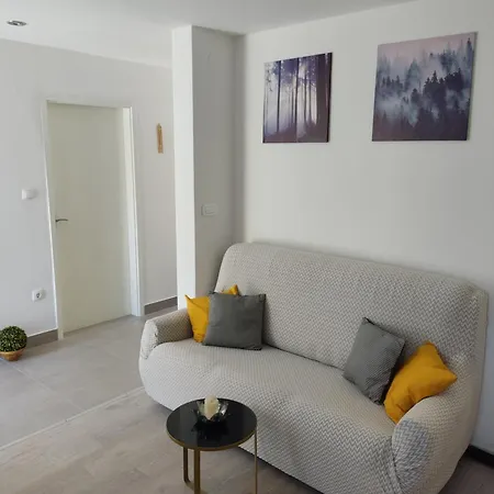 Zagalo Sveta Nedelja (Hvar)